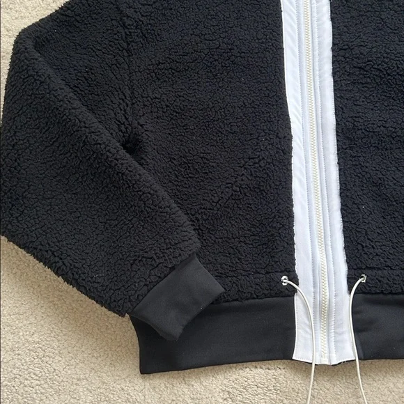 Joe Fresh X Sasha Exeter Black Teddy Jacket with White Zipper - Size M - Picture 4 of 8